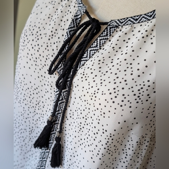Daniel Rainn Women's Size Small White & Black Embroidered Fringe Tassel Blouse - Picture 4 of 11